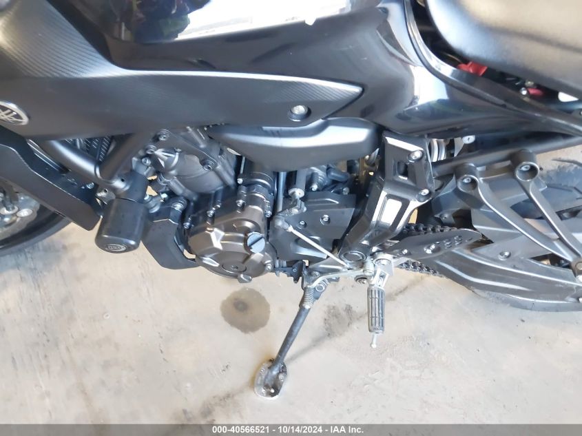 2016 YAMAHA FZ07 JYARM06E0GA007609