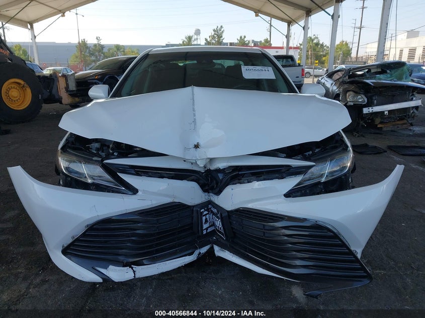 2018 TOYOTA CAMRY VIN: 4T1B11HK5JU675494