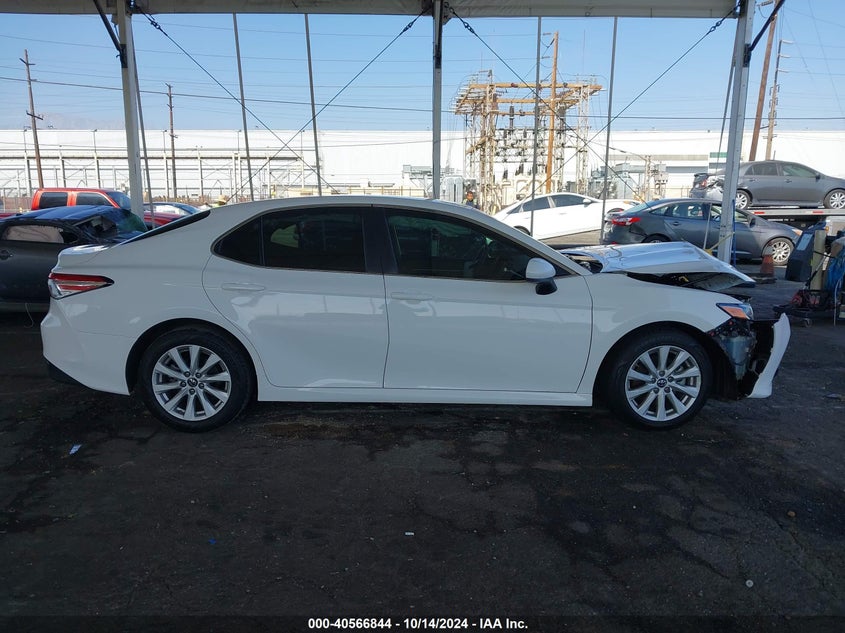 2018 TOYOTA CAMRY VIN: 4T1B11HK5JU675494