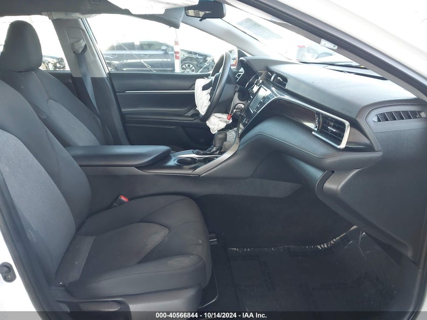 2018 TOYOTA CAMRY VIN: 4T1B11HK5JU675494