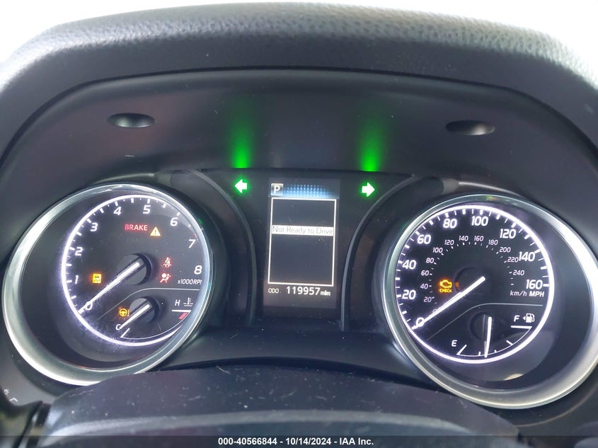 2018 TOYOTA CAMRY VIN: 4T1B11HK5JU675494