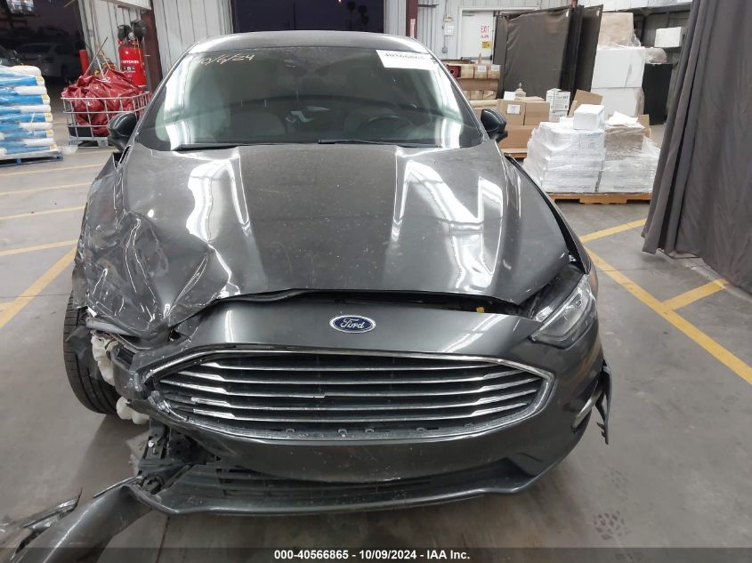 3FA6P0HD0KR176665 2019 Ford Fusion Se