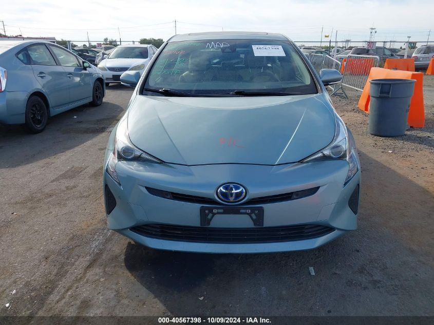 2018 Toyota Prius Three VIN: JTDKARFU7J3067733 Lot: 40567398