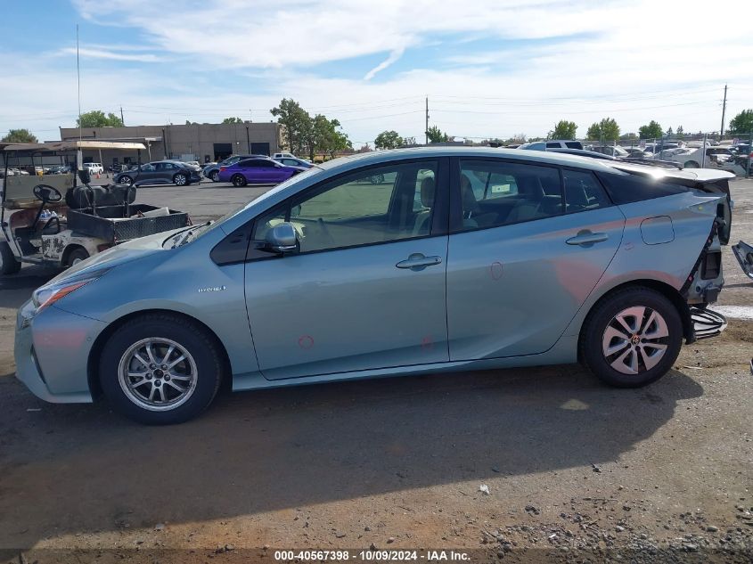 2018 Toyota Prius Three VIN: JTDKARFU7J3067733 Lot: 40567398