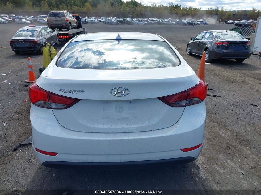 5NPDH4AEXGH756458 2016 Hyundai Elantra Se
