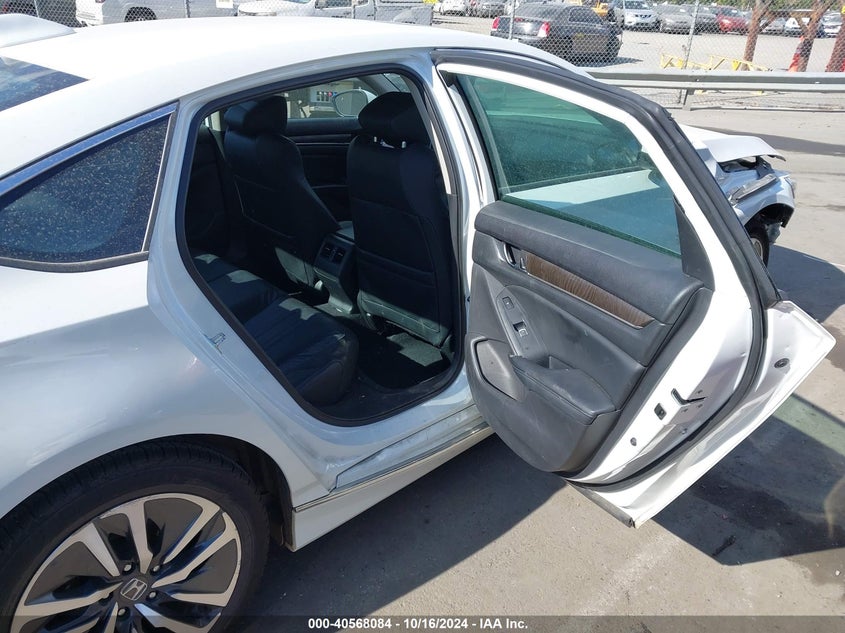 VIN 1HGCV3F91JA005985 2018 HONDA ACCORD HYBRID TOURING