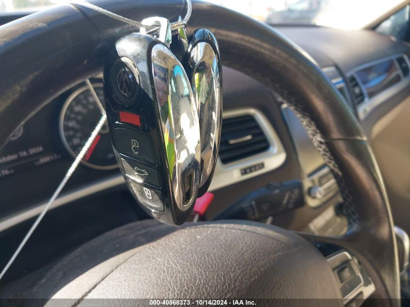 2016 VOLKSWAGEN TOUAREG VR6 LUX - WVGEF9BP9GD011581