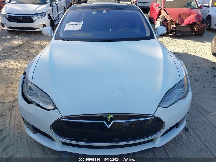 2016 Tesla Model S 60/70/75/85 VIN: 5YJSA1E12GF129138 Lot: 40568640