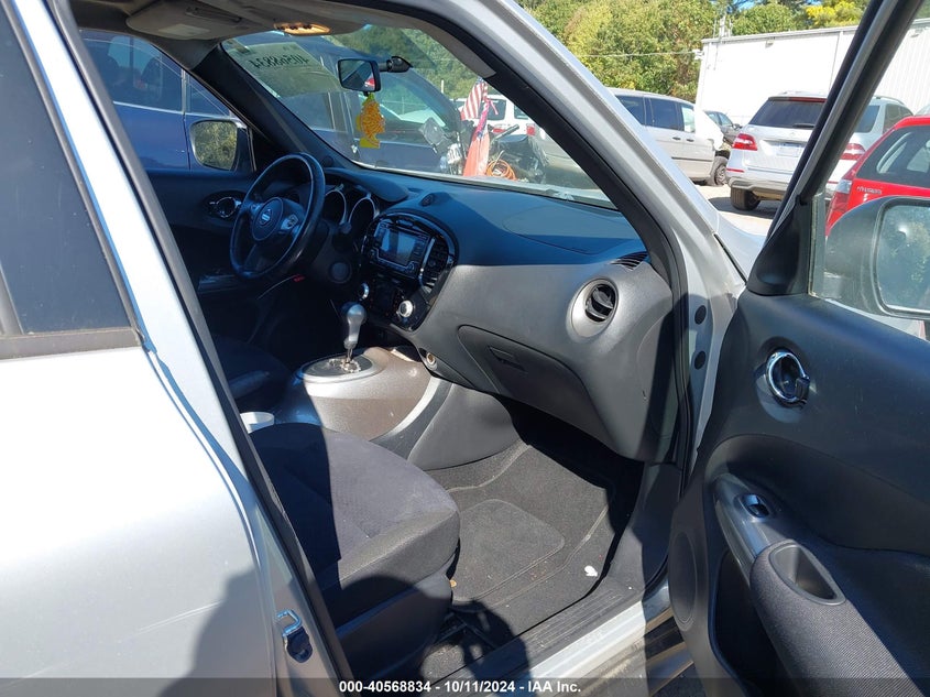 2015 NISSAN JUKE SV - JN8AF5MV3FT559687