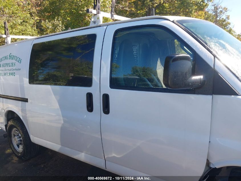 2018 Chevrolet Express 2500 Work Van VIN: 1GCWGAFG9J1905025 Lot: 40569872