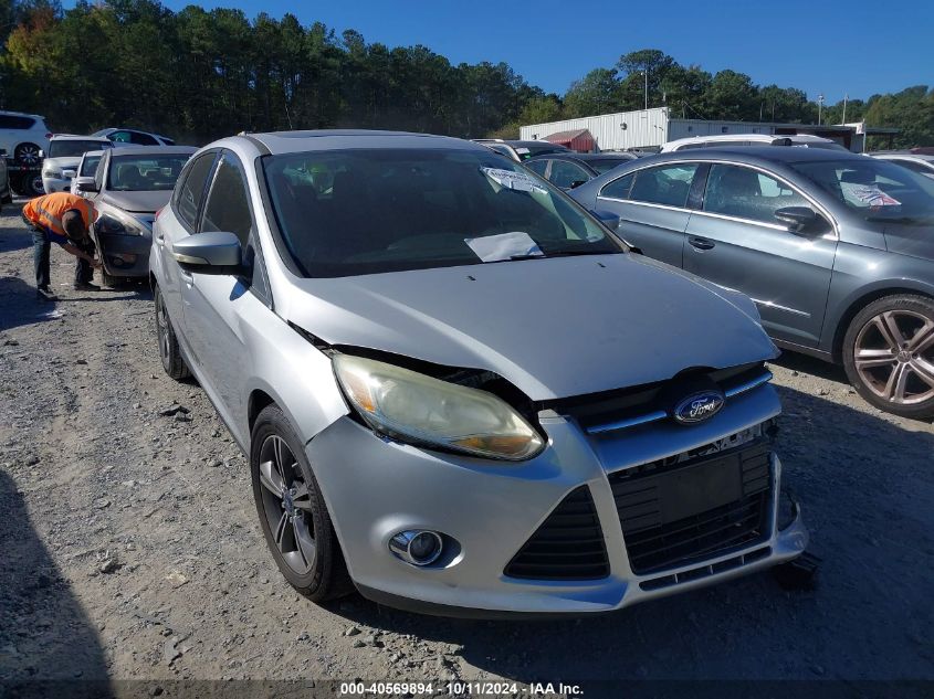 VIN 1FADP3K23EL279582 2014 FORD FOCUS no.1