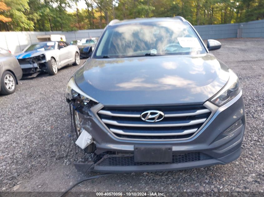 KM8J3CA40HU573902 2017 Hyundai Tucson Se