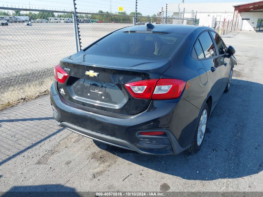 1G1BC5SM5K7108985 2019 Chevrolet Cruze Ls