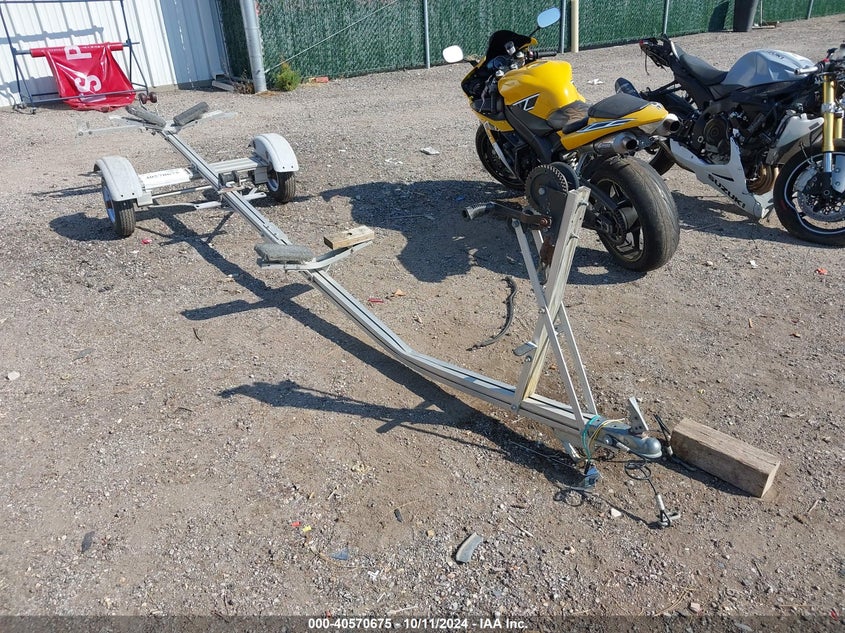 2000 TRAILER TRAILER