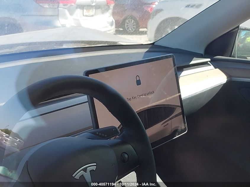 7SAYGDEE5PA178010 2023 TESLA MODEL Y - Image 17