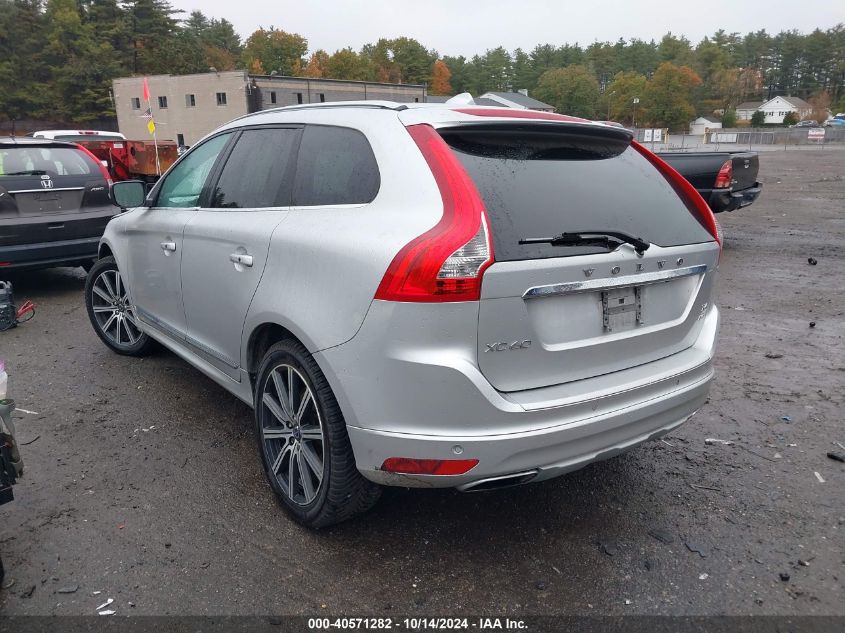 2017 Volvo Xc60 T6 Inscription VIN: YV449MRUXH2023805 Lot: 40571282