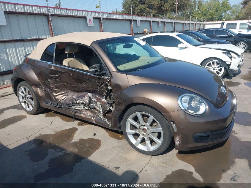 2013 Volkswagen Beetle 2.5L VIN: 3VW5X7AT3DM825341 Lot: 40571331