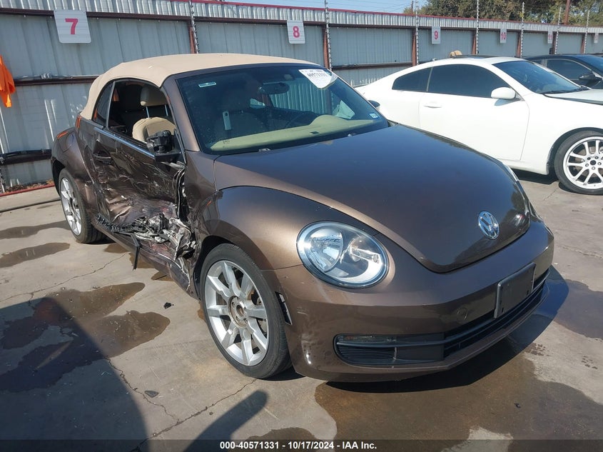 2013 VOLKSWAGEN BEETLE 2.5L - 3VW5X7AT3DM825341