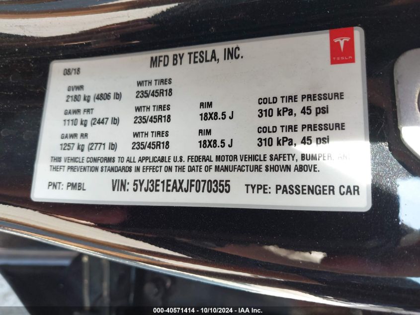 2018 Tesla Model 3 Long Range/Mid Range VIN: 5YJ3E1EAXJF070355 Lot: 40571414