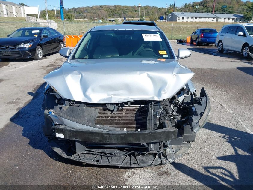 2017 HYUNDAI ELANTRA SE - 5NPD84LF7HH128199