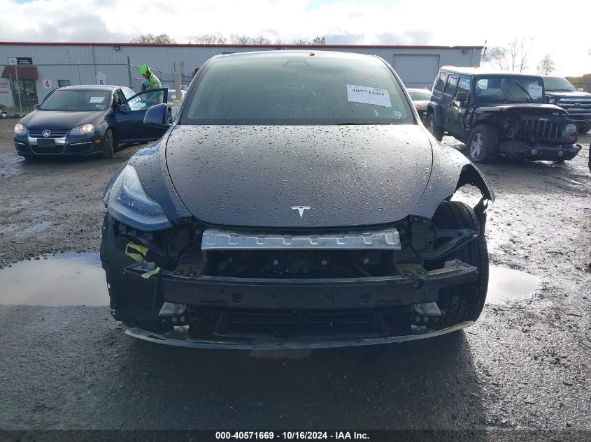 2021 Tesla Model Y Long Range Dual Motor All-Wheel Drive VIN: 5YJYGDEE8MF241094 Lot: 40571669