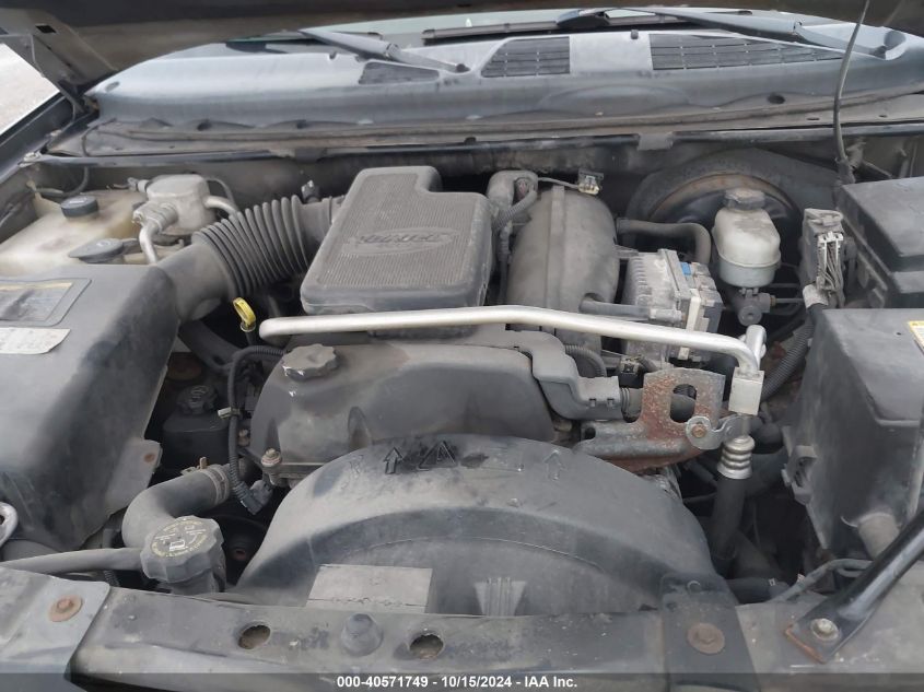 2005 GMC Envoy Xl Slt VIN: 1GKES16S556115216 Lot: 40571749