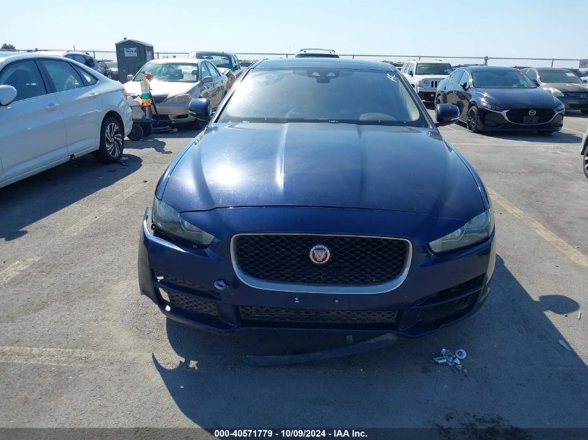 2017 Jaguar Xe 25T Prestige VIN: SAJAE4BG2HA963965 Lot: 40571779