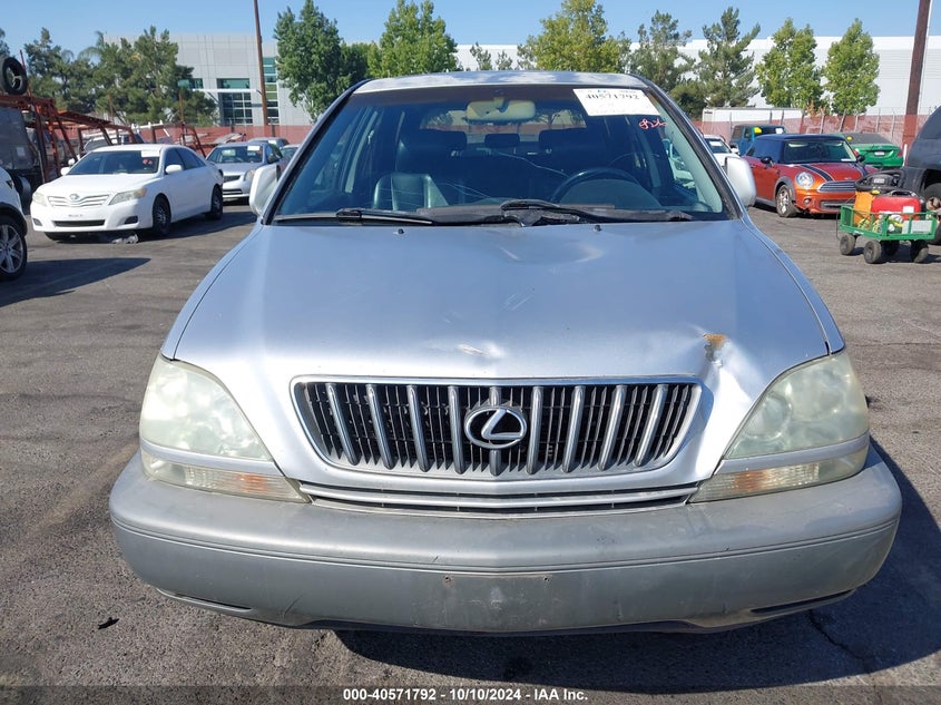 JTJHF10U310220208 2001 LEXUS RX photo no. 6