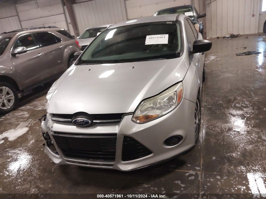 1FAHP3E27CL262309 2012 Ford Focus S