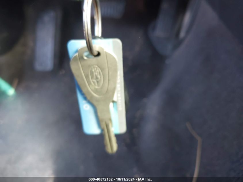 2005 Subaru Legacy 2.5I VIN: 4S3BL616657204029 Lot: 40572132