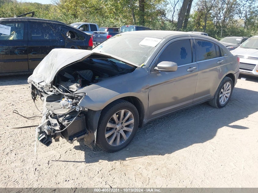 2013 CHRYSLER 200 TOURING - 1C3CCBBB4DN728173