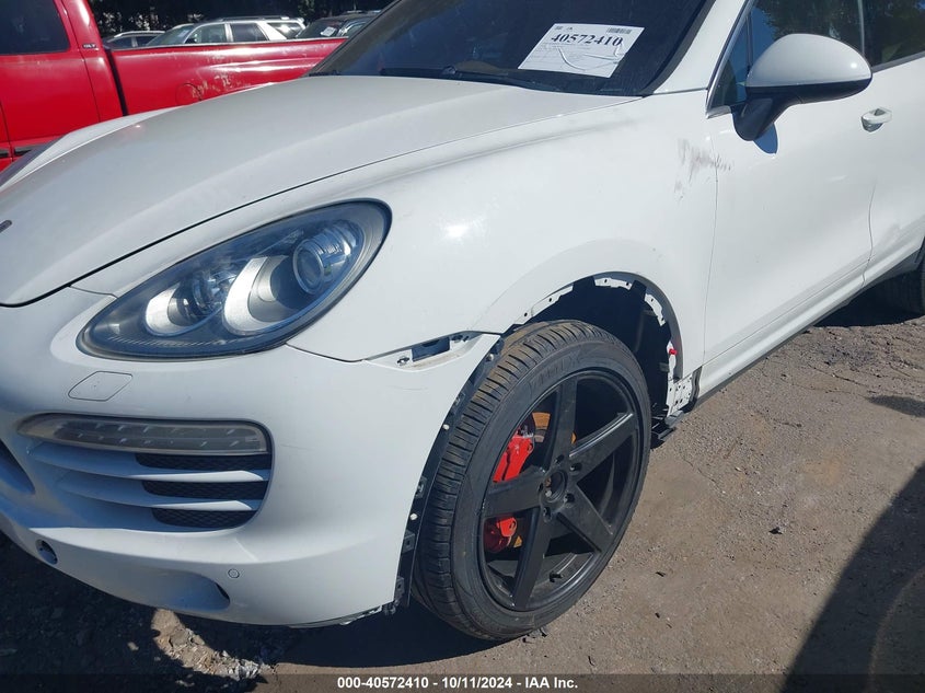 2012 PORSCHE CAYENNE VIN: WP1AA2A21CLA07747