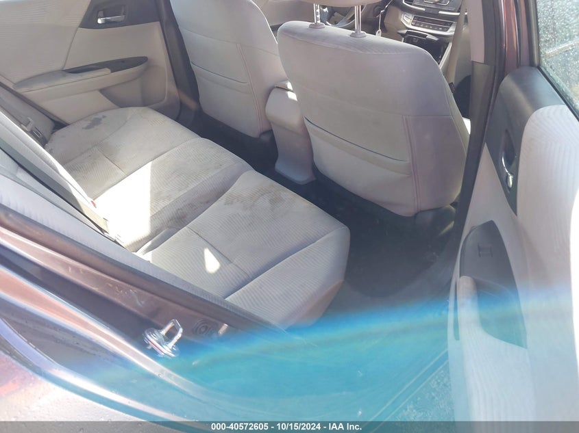 2015 HONDA ACCORD VIN: 1HGCR2F38FA092057