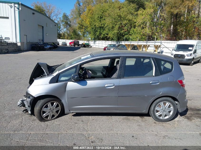 2010 Honda Fit VIN: JHMGE8H28AC029538 Lot: 40572633