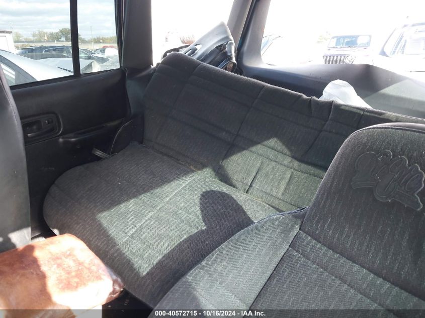 2000 Jeep Cherokee Sport VIN: 1J4FT48S3YL102315 Lot: 40572715