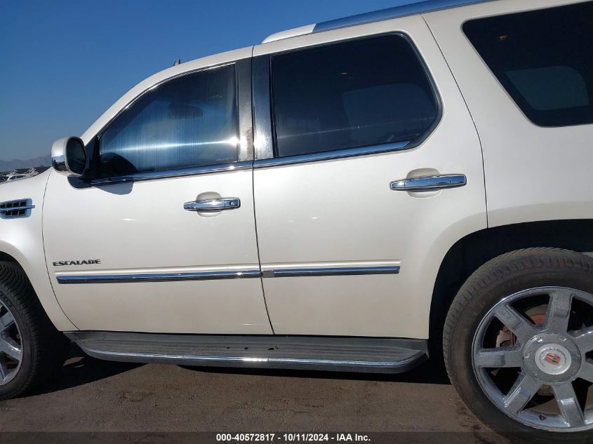 2010 Cadillac Escalade Luxury VIN: 1GYUKBEF4AR146509 Lot: 40572817