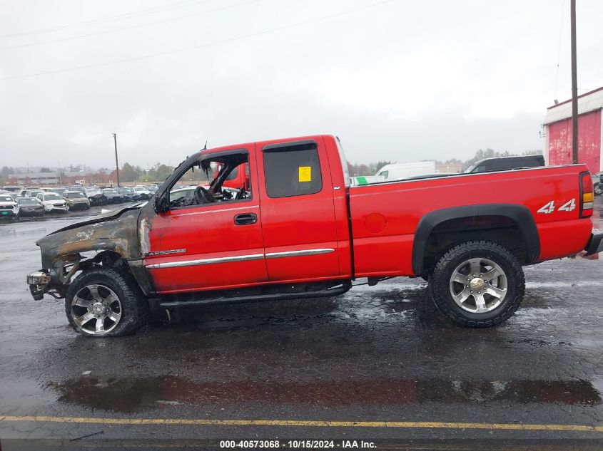 2005 GMC Sierra 2500Hd Slt VIN: 1GTHK29UX5E208945 Lot: 40573068