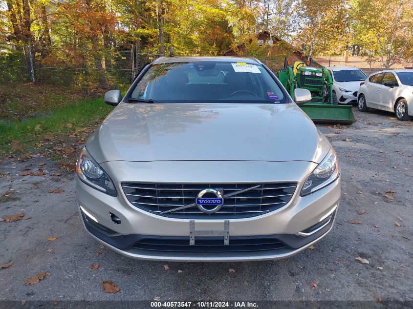 2017 Volvo V60 T5 Premier VIN: YV140MEKXH1352005 Lot: 40573547