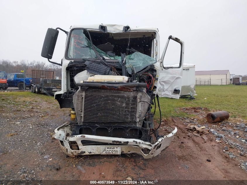 2017 Volvo Vnm VIN: 4V4MC9EH9HN987244 Lot: 40573549