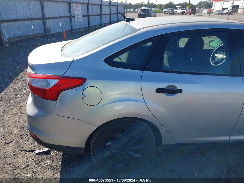 1FAHP3E27CL150965 2012 Ford Focus S