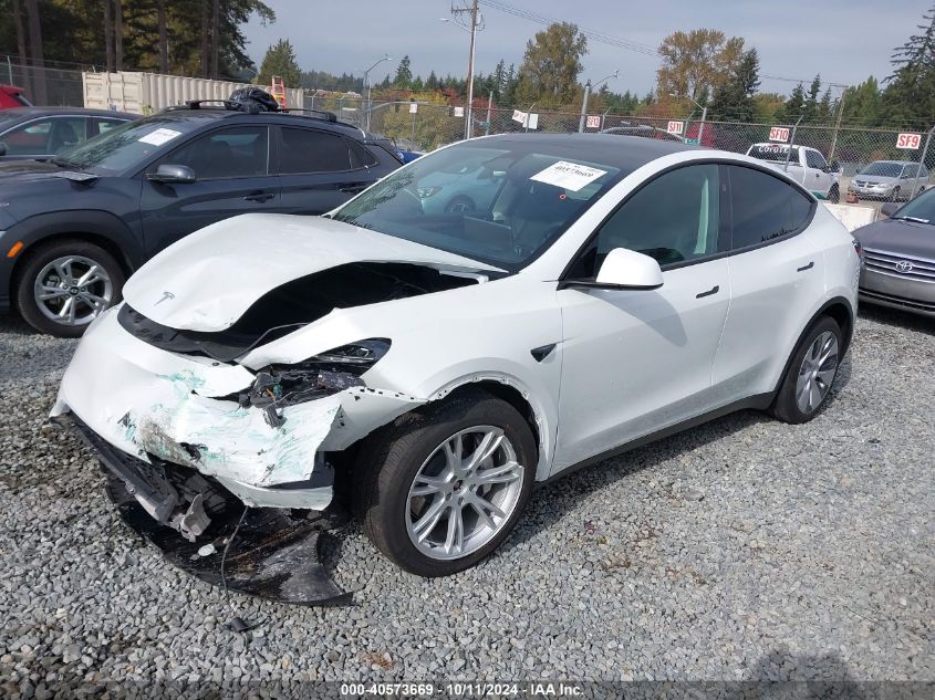 7SAYGDEE7PF825106 2023 TESLA MODEL Y - Image 2