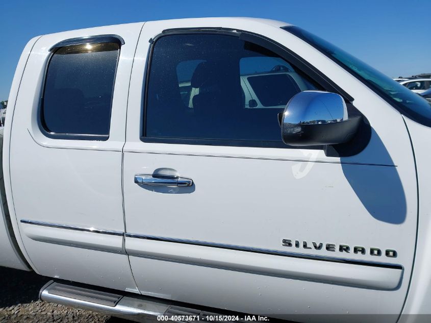 2011 Chevrolet Silverado 1500 Lt VIN: 1GCRCSE0XBZ413612 Lot: 40573671