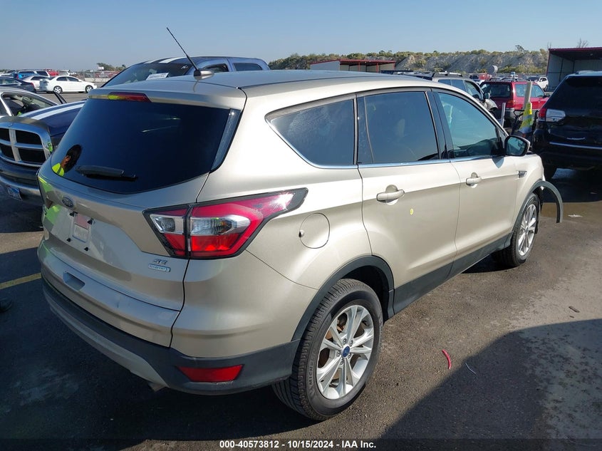 VIN 1FMCU0GD1HUB51357 2017 FORD ESCAPE SE