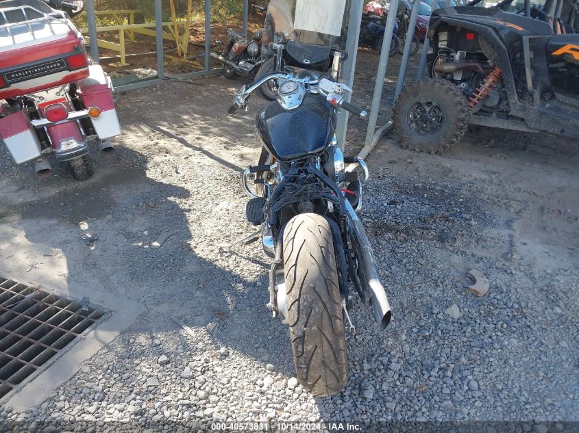 2010 Yamaha Xvs650 A/At VIN: JYAVM01E2AA135489 Lot: 40573831