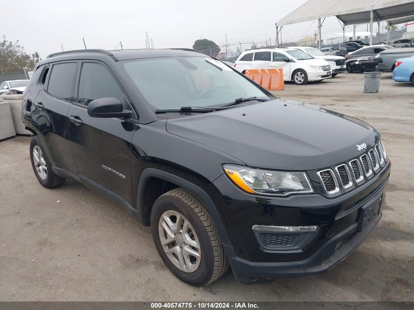 VIN 3C4NJCAB2JT250865 2018 JEEP COMPASS SPORT FWD