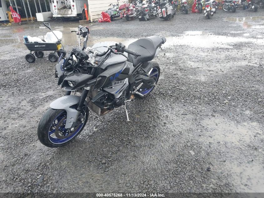 2017 Yamaha Fz10 VIN: JYARN48E9HA000807 Lot: 40575268