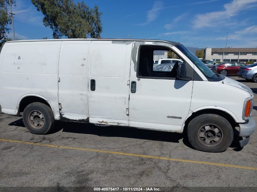 2002 Chevrolet Express VIN: 1GCFG15W921181931 Lot: 40575417