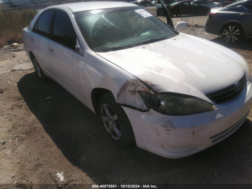 2004 Toyota Camry Le VIN: 4T1BE32KX4U268235 Lot: 40575551