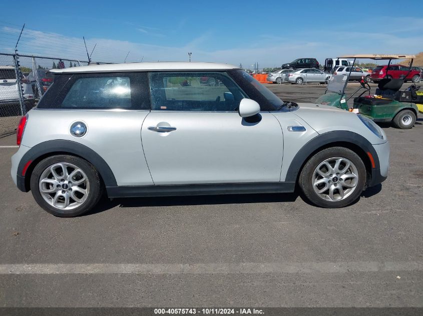 2015 Mini Hardtop Cooper S VIN: WMWXP7C5XF2A34812 Lot: 40575743