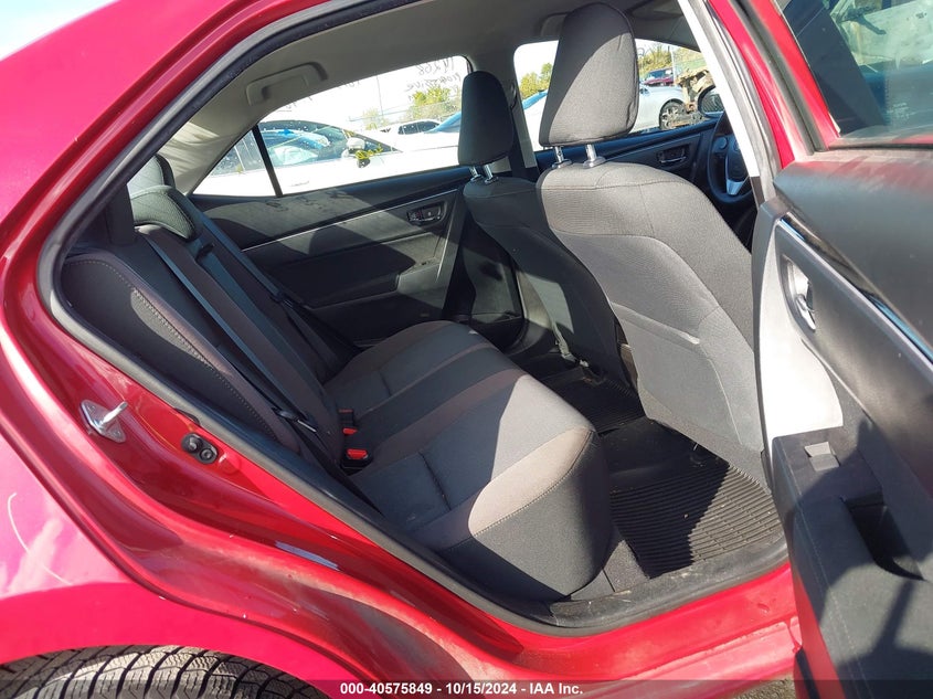 VIN 5YFBURHEXKP930546 2019 TOYOTA COROLLA LE